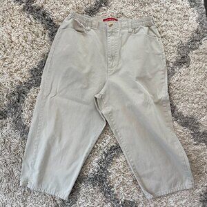 Khaki capris size 12P - Gloria Vanderbilt